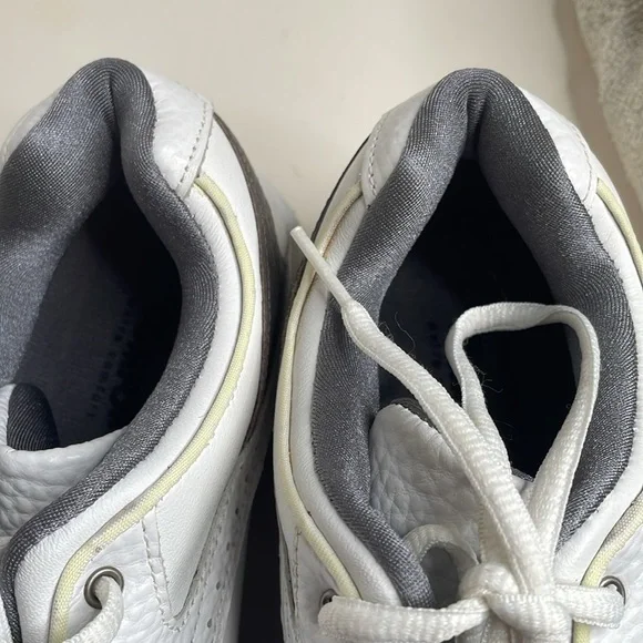 Footjoy ecomfort  98621 womens leather golf shoes with soft cleats in size 7.5 - Picture 9 of 9